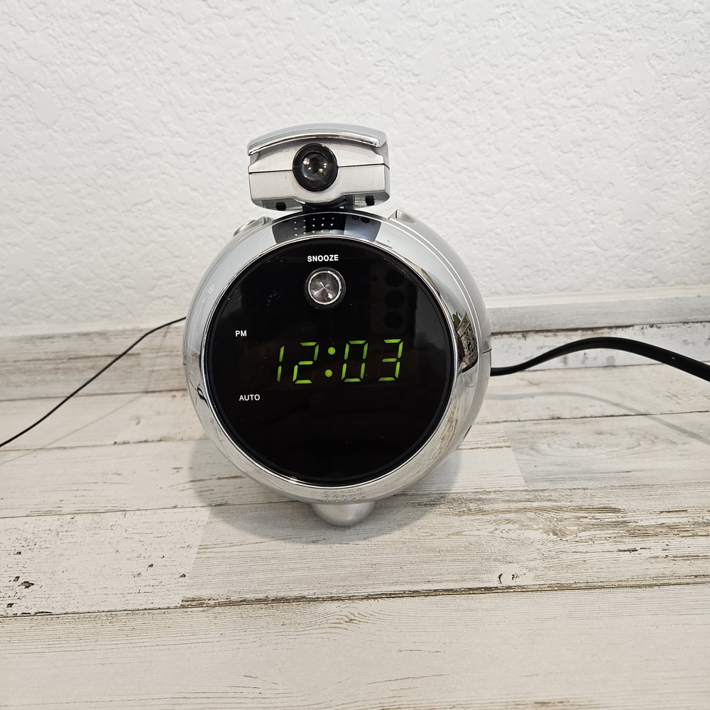 Jensen JCR-222 AM/FM 120° Projection Digital Circle Alarm Clock Radio